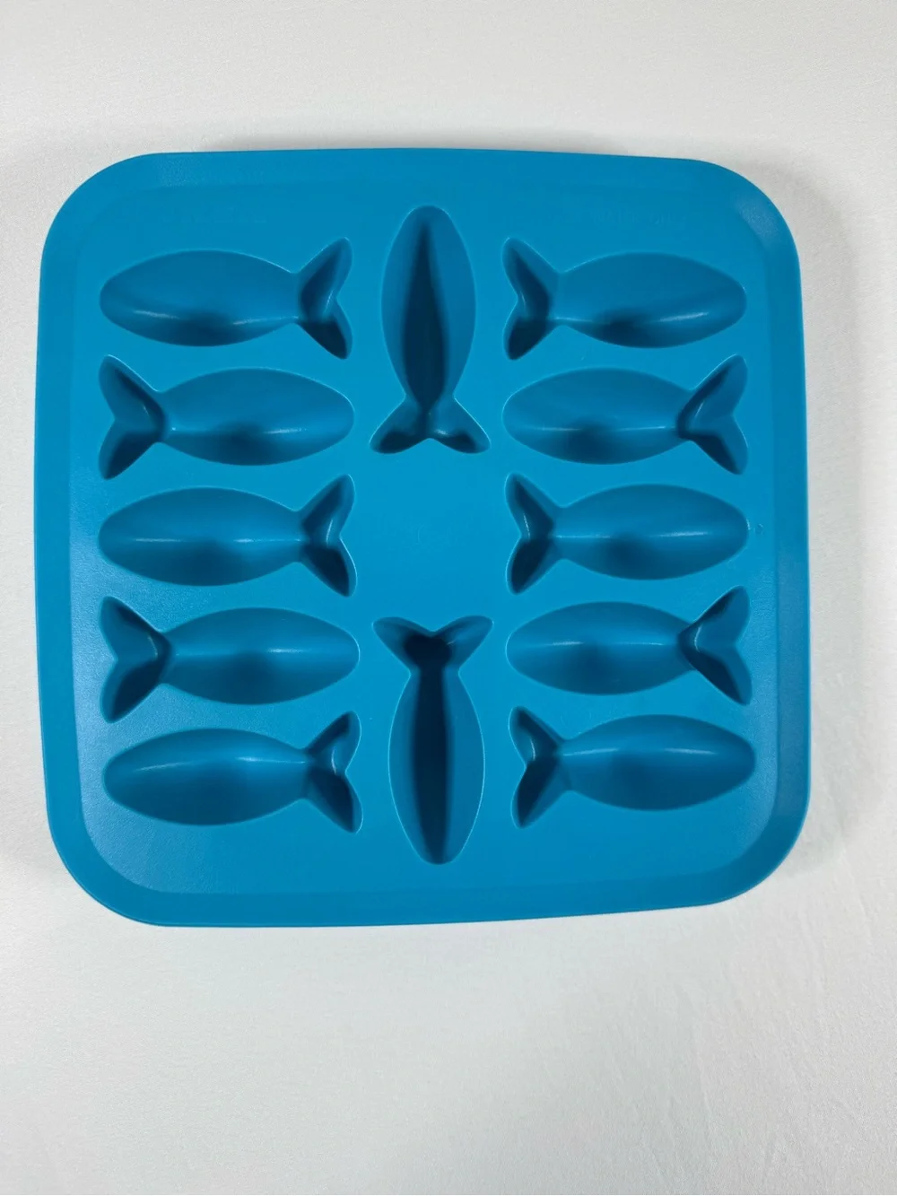 3 Silicone Candy Mold/Ice Cube Tray Forms Flower, Starfish, & Fish